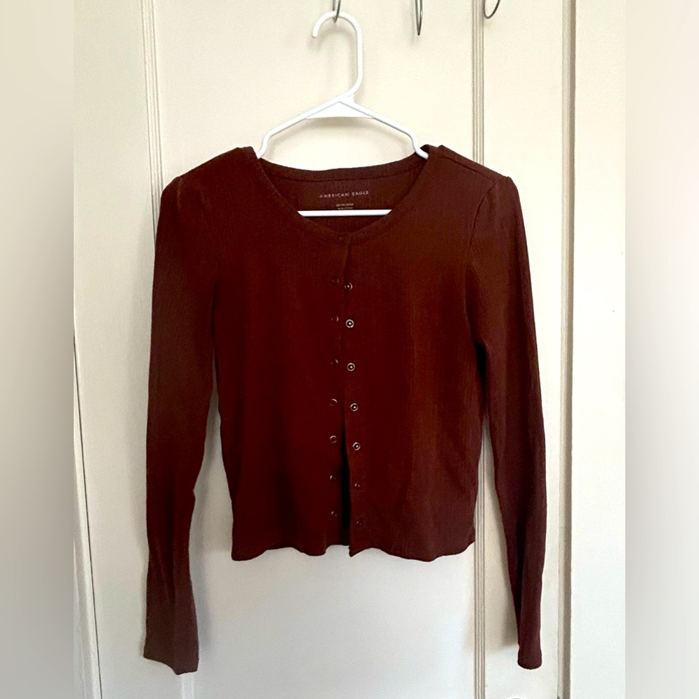 American Eagle Long-Sleeve